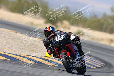 media/Feb-03-2024-SoCal Trackdays (Sat) [[767c60a41c]]/8-Turn 7 (1140am)/